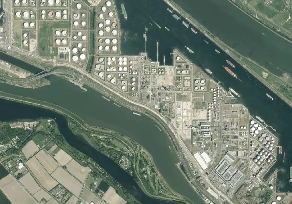 Procesautomatisering in de haven, waar gegevens dag en nacht binnenkomen